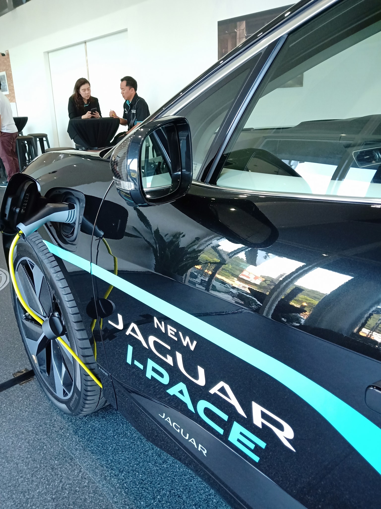 จากัวร์ ภูเก็ต เปิดตัวรถยนต์ไฟฟ้า Jaguar I-Pace ขยายตลาดสู่ภาคใต้