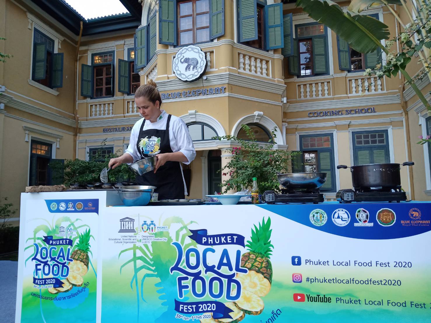 เริ่มแล้วมหกรรมยกระดับอาหารท้องถิ่นภูเก็ตสู่นานาชาติ (Phuket Local Food Fest) 